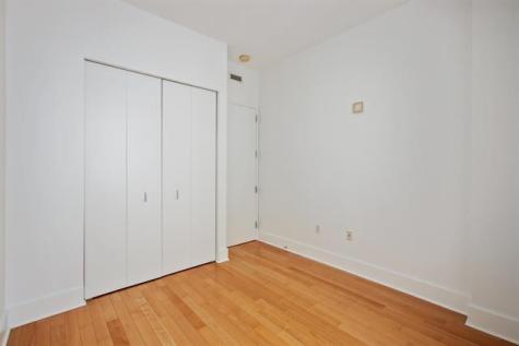 4 Beacon Way Jersey City NJ 07304