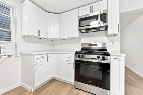 12 Prospect Avenue Bayonne NJ 07002