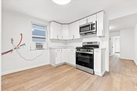 12 Prospect Avenue Bayonne NJ 07002