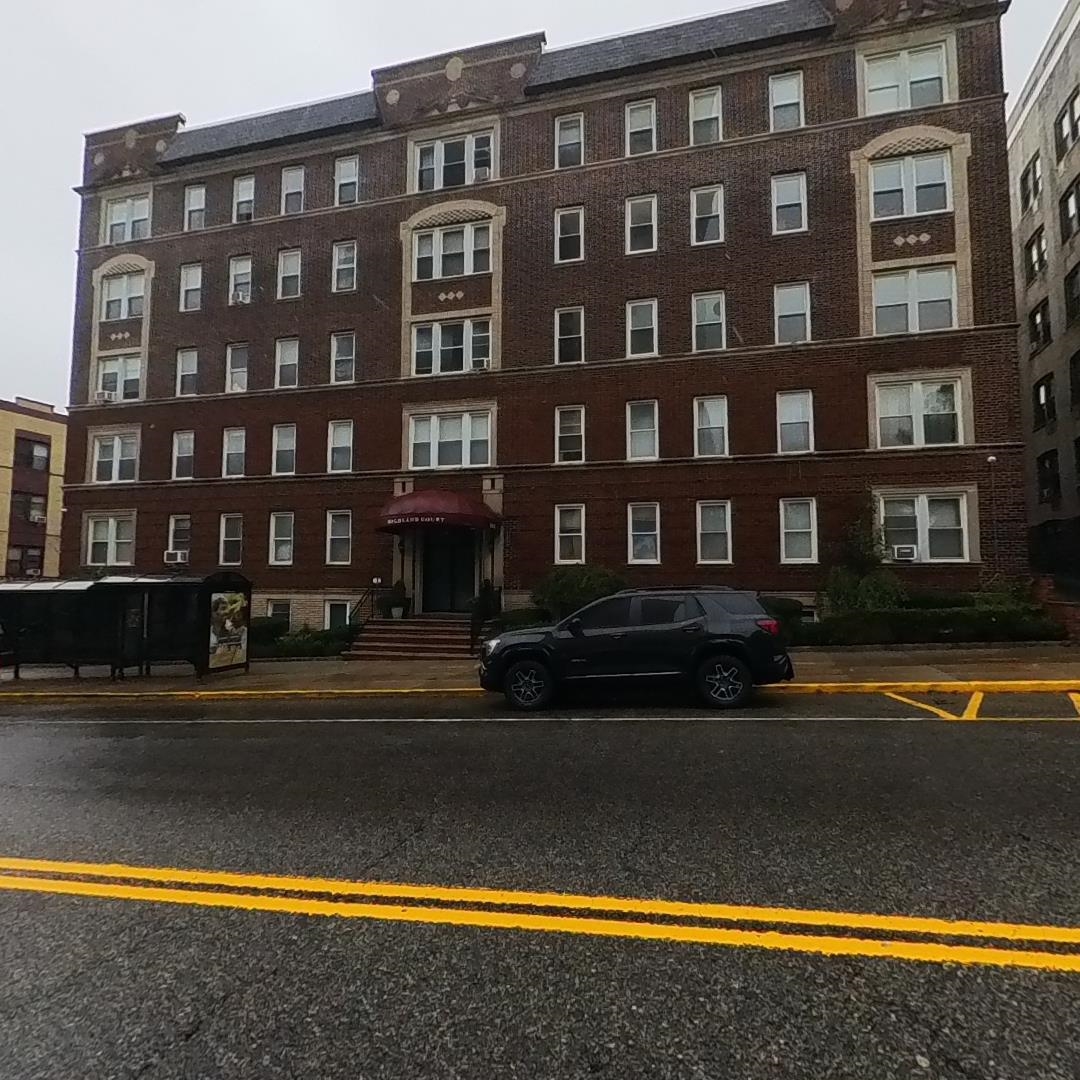 6045 Boulevard East West New York NJ 07093