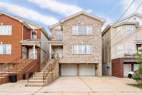 13 Oak Street Bayonne NJ 07002