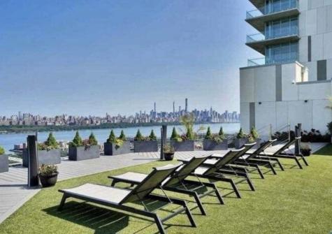 320 Adolphus Avenue Cliffside Park NJ 07010