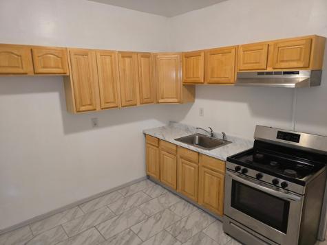 21 Wegman Parkway Jersey City NJ 07305