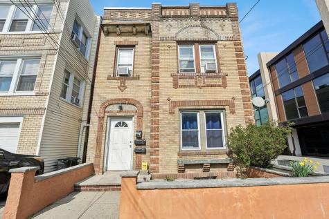 7 Bender Place Cliffside Park NJ 07010