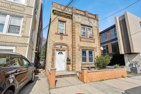 7 Bender Place Cliffside Park NJ 07010