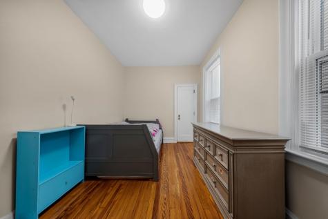 152 West 9th Street Bayonne NJ 07002