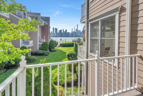 451 Albany Court West New York NJ 07093