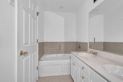 451 Albany Court West New York NJ 07093