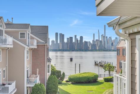 451 Albany Court West New York NJ 07093