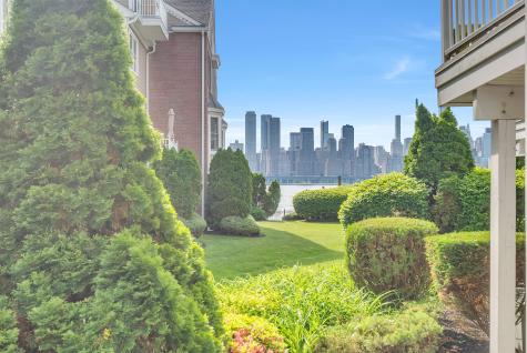 451 Albany Court West New York NJ 07093