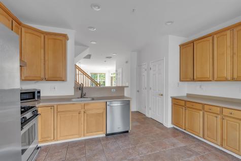 451 Albany Court West New York NJ 07093