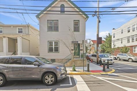 149 37th Street Union City NJ 07087