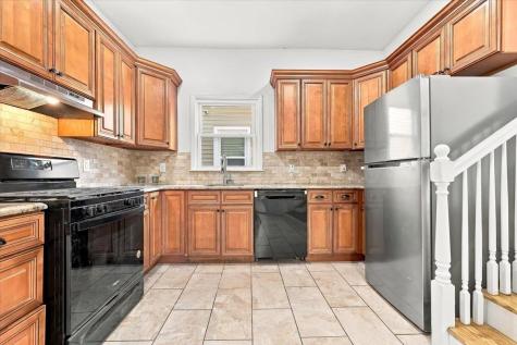 149 37th Street Union City NJ 07087