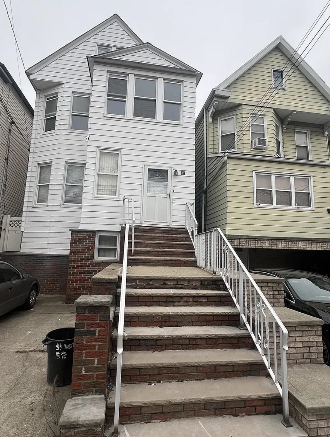 31 West 52nd Street Bayonne NJ 07002