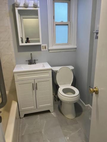31 West 52nd Street Bayonne NJ 07002
