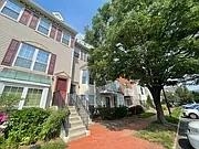 28 Walnut Street Jersey City NJ 07305