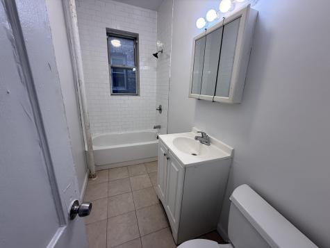 132 39th Street Union City NJ 07087