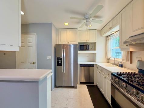 9 Elna Court Bayonne NJ 07002