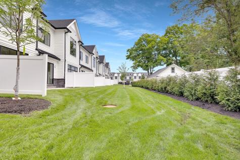 16 Feldman Court Paramus NJ 07652