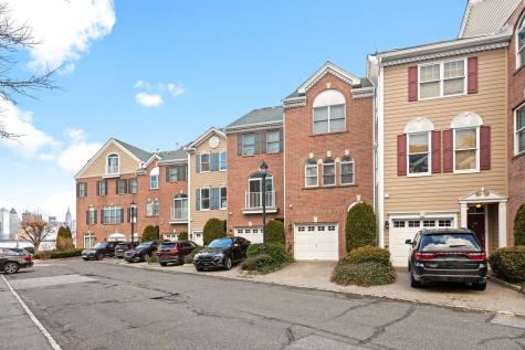 436 Albany Court West New York NJ 07093