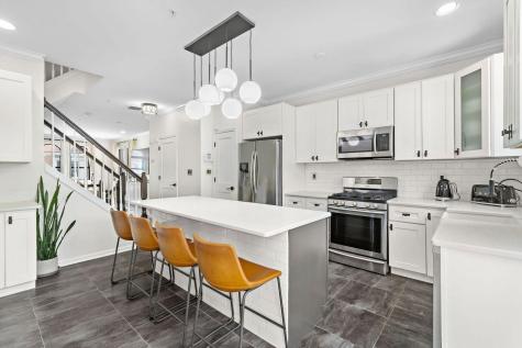 436 Albany Court West New York NJ 07093
