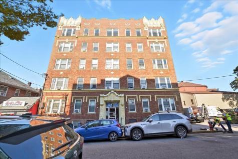 3-5 Potter Place Weehawken NJ 07086
