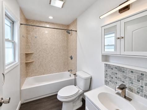 328 John Street East Newark NJ 07029