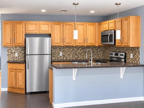 328 John Street East Newark NJ 07029