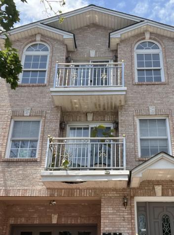 3 Montrose Avenue Jersey City NJ 07307-0000
