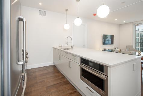 372 9th Street Jersey City NJ 07302