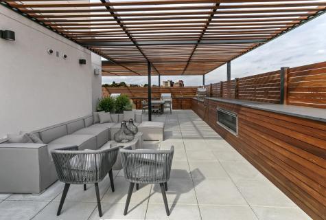 372 9th Street Jersey City NJ 07302