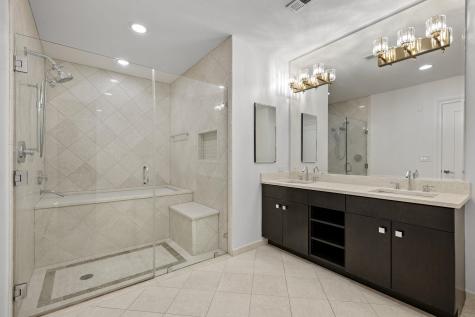 250 Henley Place Weehawken NJ 07086