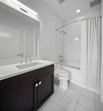 250 Henley Place Weehawken NJ 07086