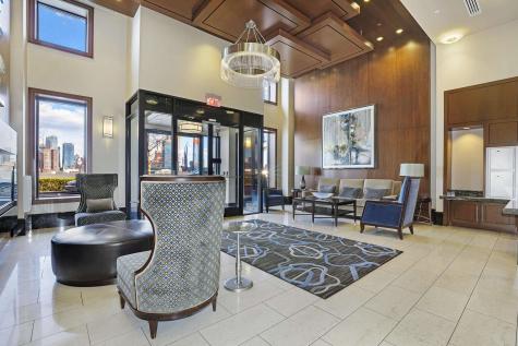 250 Henley Place Weehawken NJ 07086
