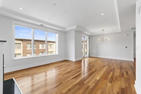 250 Henley Place Weehawken NJ 07086
