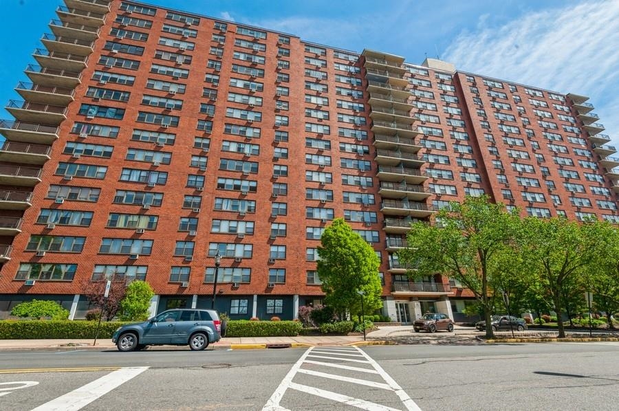 500 Central Avenue Union City NJ 07087