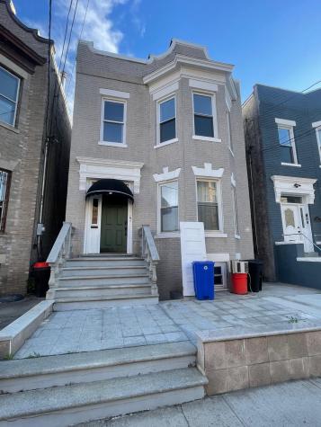 27 48TH Street Weehawken NJ 07086