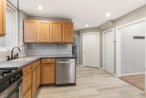 320 Clarendon Street Secaucus NJ 07094