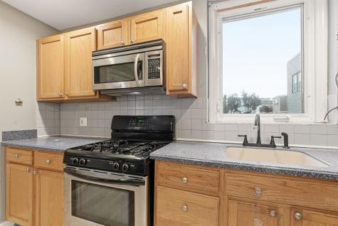 320 Clarendon Street Secaucus NJ 07094