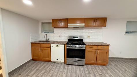 11 East 37th Street Bayonne NJ 07002