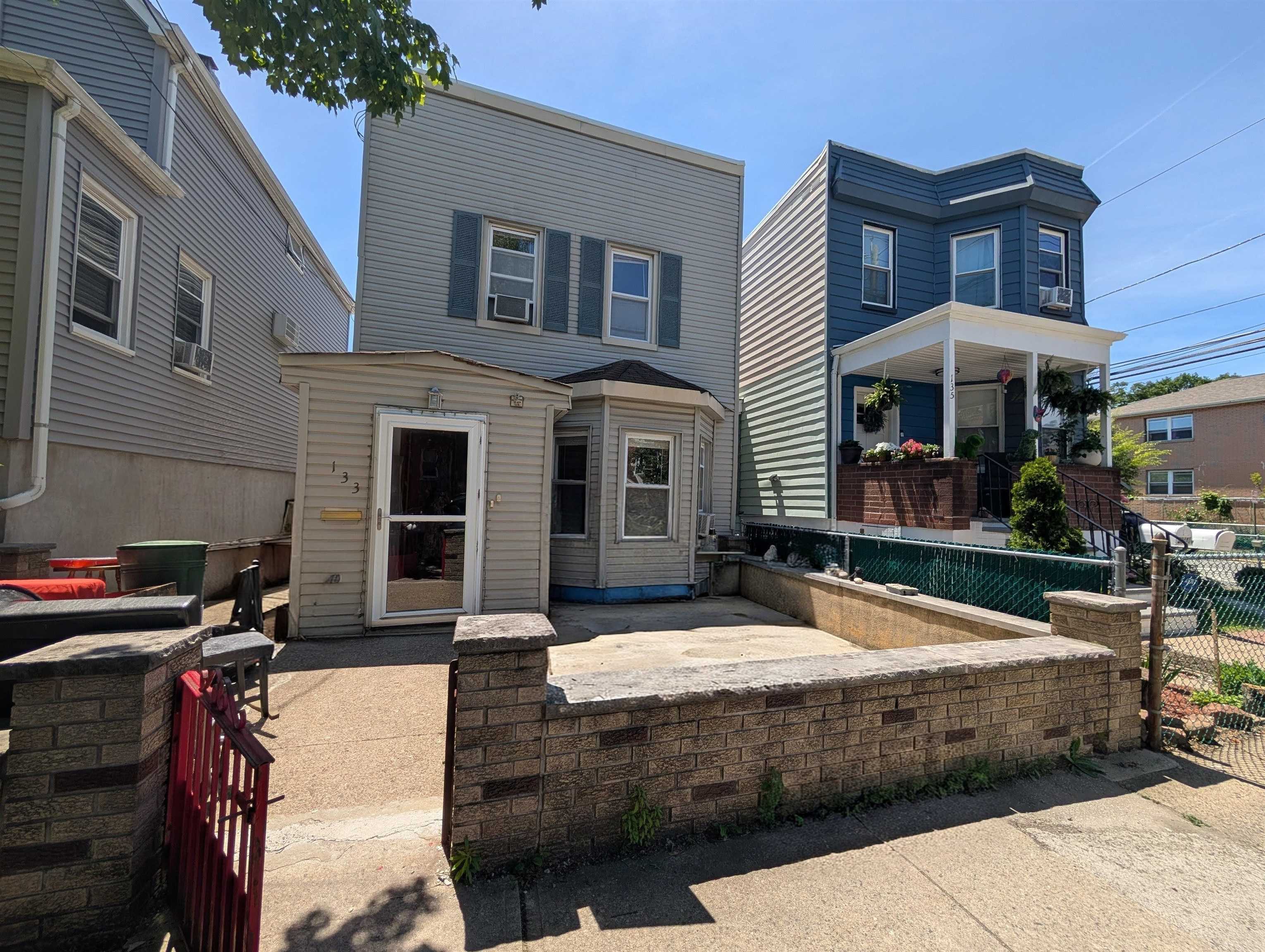 133 Centre Avenue Secaucus NJ 07094