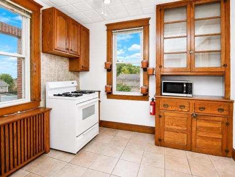 610 Columbia Avenue North Bergen NJ 07047