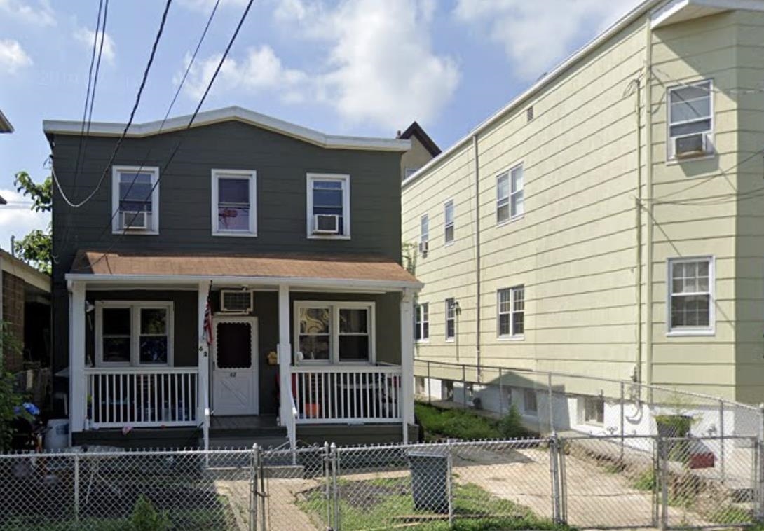 62 West 8th Street Bayonne NJ 07002