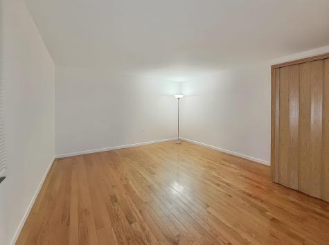 56 68th Street Guttenberg NJ 07093-4444