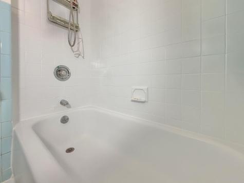 56 68th Street Guttenberg NJ 07093-4444