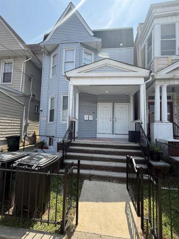 89 Oak Street Jersey City NJ 07304