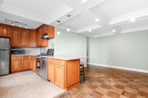 6515 Boulevard East West New York NJ 07093