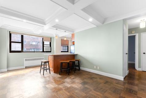 6515 Boulevard East West New York NJ 07093