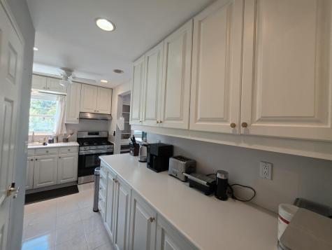 9 Elna Court Bayonne NJ 07002