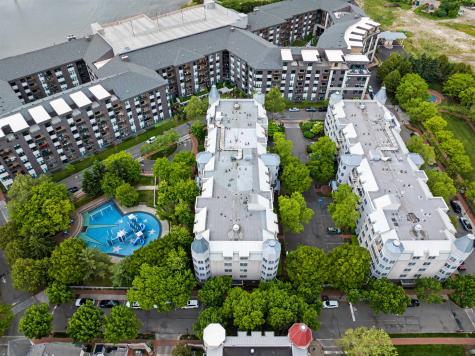 4 Constellation Place Jersey City NJ 07305